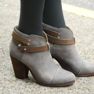 Rag & Bone Harrow distressed ankle bootie size 40
